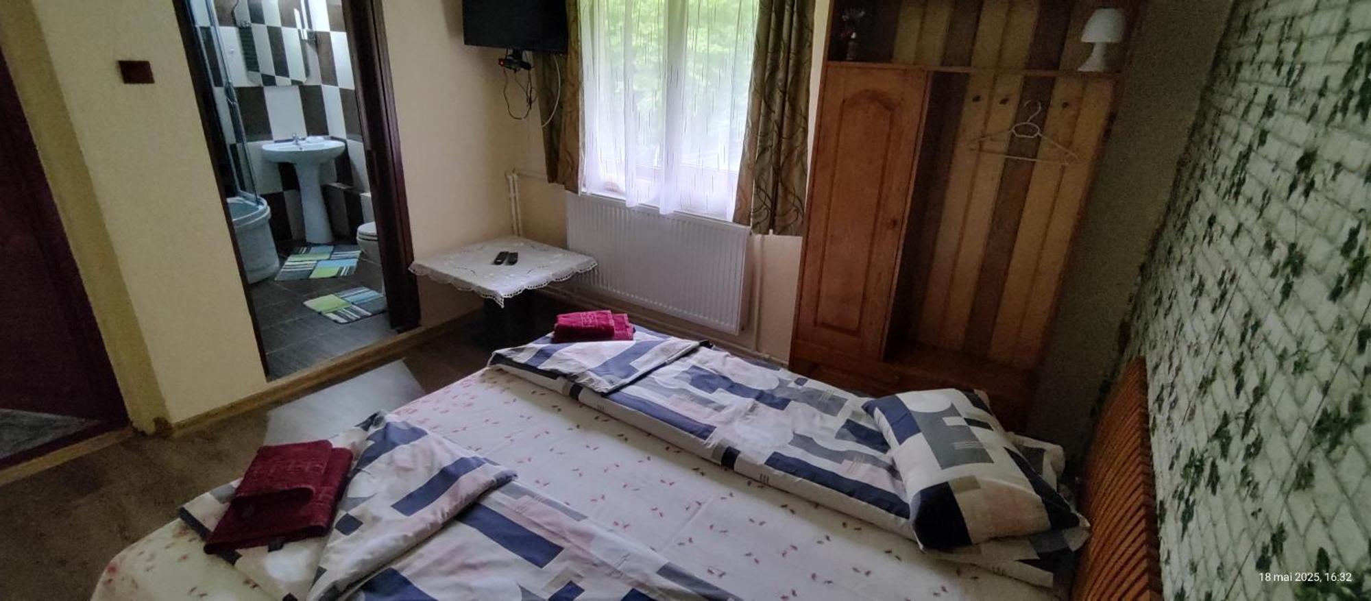 Cabana Cerbu Bozovici Exteriör bild