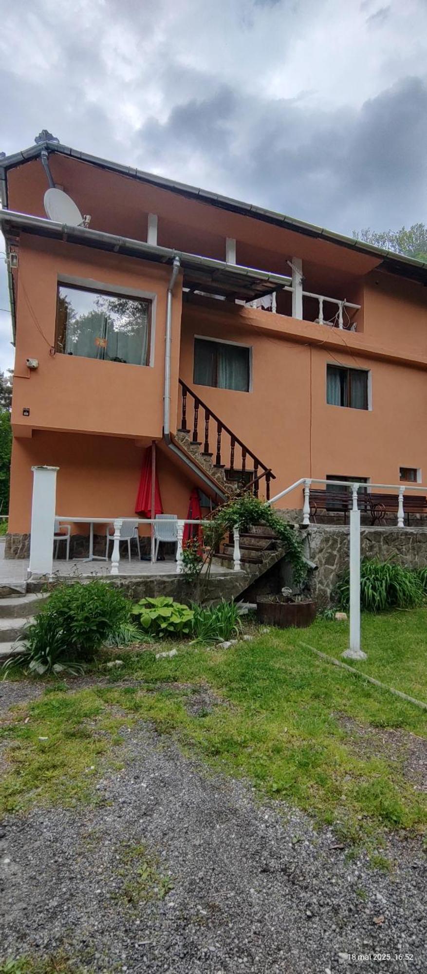 Cabana Cerbu Bozovici Exteriör bild